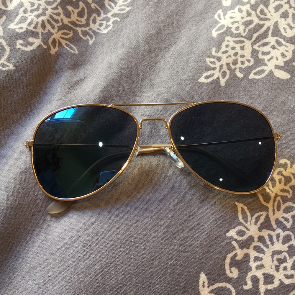 Super Cute dark blue aviators
